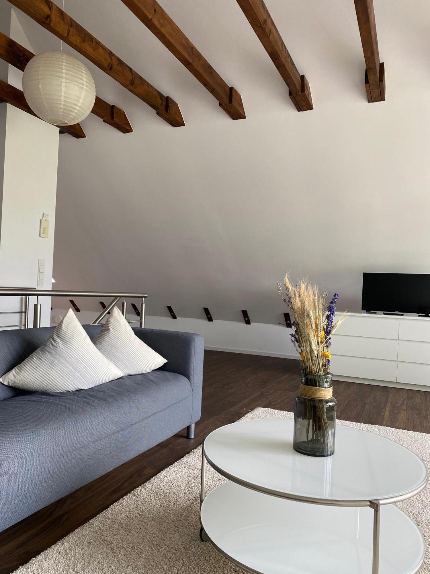 Modernes Mit 2 Balkonen, Terrasse Und Garten ! Apartment Bochum